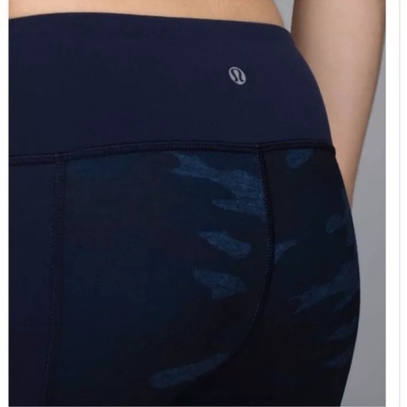 Lululemon Athletica Navy Leggings Size 4 - Picture 8 of 11